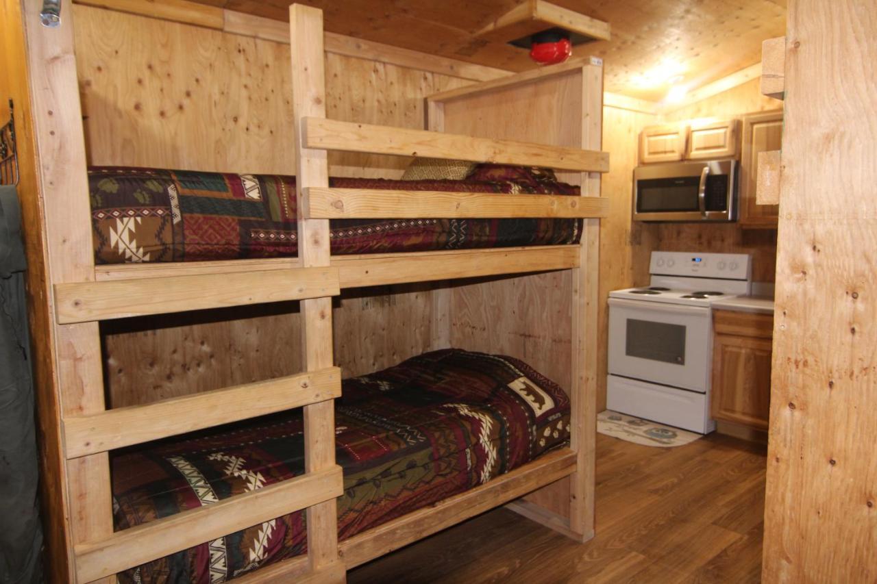 Alaskan Adventure Dry Cabins Pleasant Valley Экстерьер фото